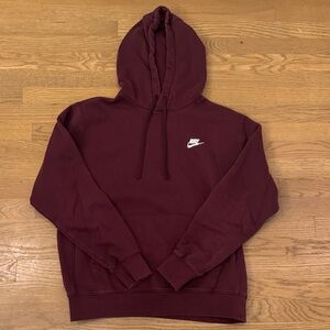 Nike Men's Burgundy Hoodie medium